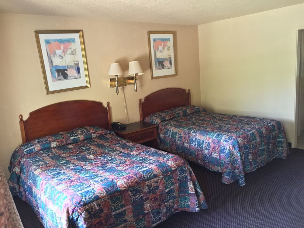 Oyo Hotel Tallahassee Downtown المظهر الخارجي الصورة