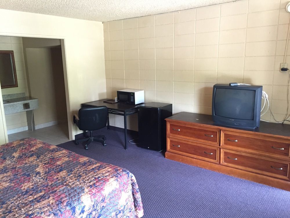Oyo Hotel Tallahassee Downtown المظهر الخارجي الصورة